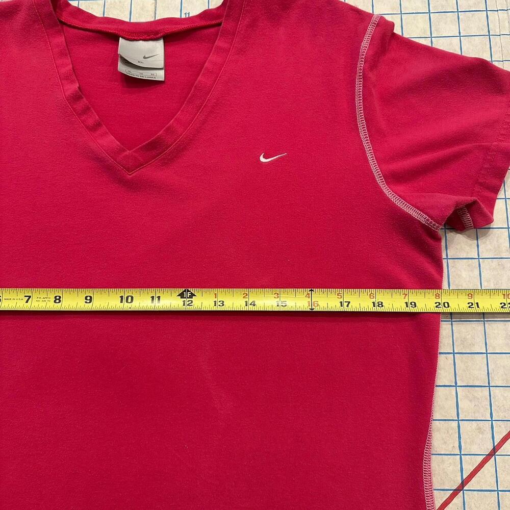 Vintage Nike Shirt XL Pink Short Sleeve V Neck Swoosh Embroidered Y2K - Picture 13 of 14